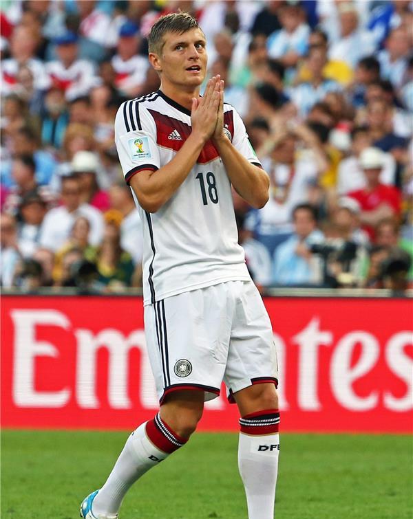 الألماني كروس يؤكد انتقاله إلى ريال مدريد